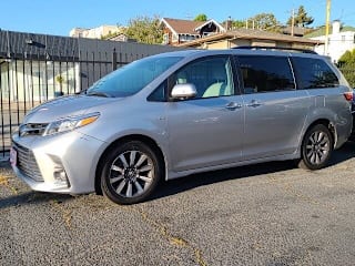 2018 Toyota Sienna Limited Premium 7-Passenger 5TDDZ3DC2JS197894 2018 Toyota Sienna Limited Premium 7-Passenger