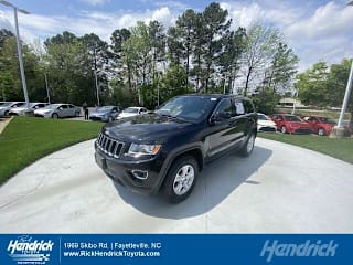 2016 Jeep Grand Cherokee Laredo 1C4RJFAG1GC324859 2016 Jeep Grand Cherokee Laredo