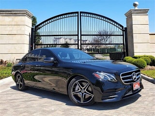 2018 Mercedes-Benz E-Class E 300 WDDZF4JB5JA387921 2018 Mercedes-Benz E-Class E 300