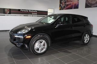 2017 Porsche Cayenne S WP1AB2A21HLA50778 2017 Porsche Cayenne S