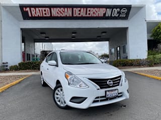 2018 Nissan Versa SV 3N1CN7AP9JL886877 2018 Nissan Versa SV