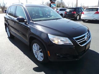 2010 Volkswagen Tiguan WVGBV7AX2AW523156 2010 Volkswagen Tiguan