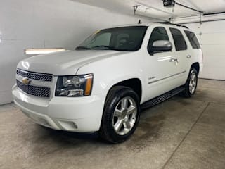 2013 Chevrolet Tahoe LTZ 1GNSKCE02DR283331 2013 Chevrolet Tahoe LTZ