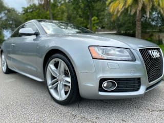 2010 Audi S5 WAUVVAFR0AA059559 2010 Audi S5