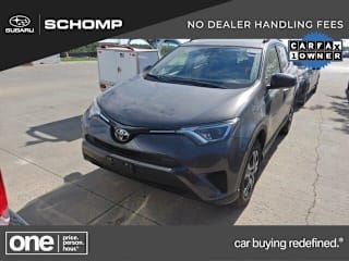 2018 Toyota RAV4 LE JTMBFREV4JJ739092 2018 Toyota RAV4 LE