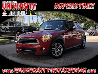 2011 MINI Cooper Base WMWSU3C54BT251866 2011 MINI Cooper Base