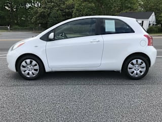 2008 Toyota Yaris Base JTDJT923785214845 2008 Toyota Yaris Base