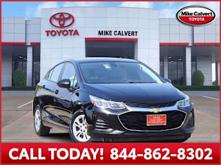 2019 Chevrolet Cruze 3G1BC6SM1KS615096 2019 Chevrolet Cruze