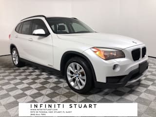 2013 BMW X1 WBAVL1C55DVR92281 2013 BMW X1