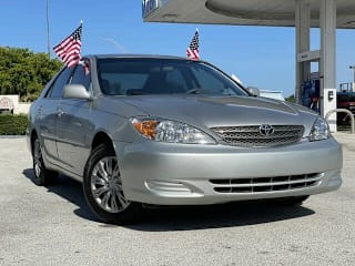 2004 Toyota Camry XLE 4T1BE32KX4U820509 2004 Toyota Camry XLE