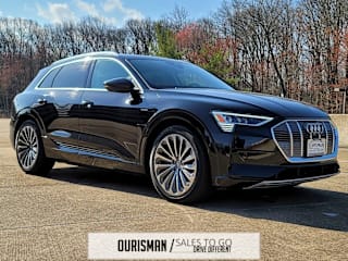 2019 Audi e-tron WA1VAAGE0KB022575 2019 Audi e-tron