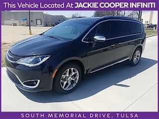 2017 Chrysler Pacifica 2C4RC1GG8HR504143 2017 Chrysler Pacifica