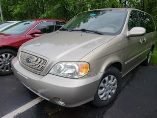 2005 Kia Sedona LX KNDUP132056755511 2005 Kia Sedona LX