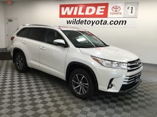 2018 Toyota Highlander XLE 5TDJZRFH8JS839971 2018 Toyota Highlander XLE