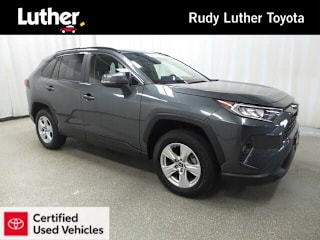 2019 Toyota RAV4 XLE JTMW1RFV9KD506002 2019 Toyota RAV4 XLE