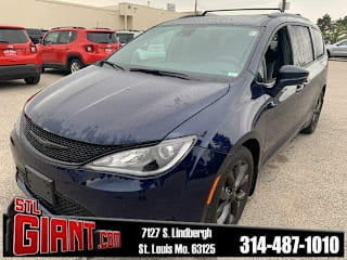 2018 Chrysler Pacifica Limited 2C4RC1GG3JR365089 2018 Chrysler Pacifica Limited
