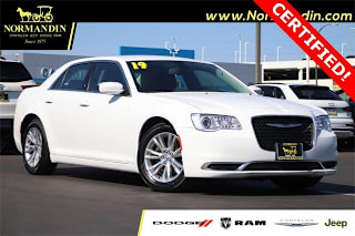 2019 Chrysler 300 Touring 2C3CCAAG7KH634303 2019 Chrysler 300 Touring