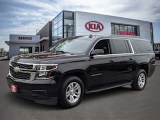 2018 Chevrolet Suburban LT 1500 1GNSKHKC0JR131376 2018 Chevrolet Suburban LT 1500