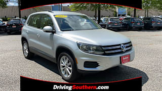 2017 Volkswagen Tiguan 2.0T Limited S 4Motion WVGBV7AX7HK054261 2017 Volkswagen Tiguan 2.0T Limited S 4Motion