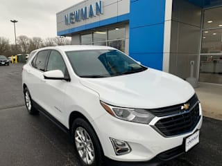 2018 Chevrolet Equinox LT 2GNAXSEV8J6241725 2018 Chevrolet Equinox LT