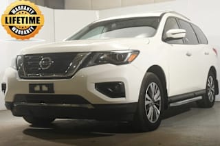 2017 Nissan Pathfinder SV 5N1DR2MM5HC685716 2017 Nissan Pathfinder SV