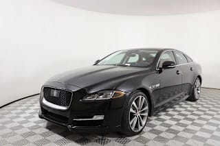 2018 Jaguar XJ R-Sport SAJWA1C73J8W15636 2018 Jaguar XJ R-Sport