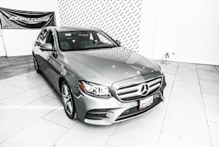 2017 Mercedes-Benz E-Class E 300 4MATIC WDDZF4KB1HA080187 2017 Mercedes-Benz E-Class E 300 4MATIC