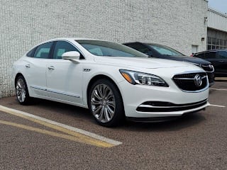 2017 Buick LaCrosse Essence 1G4ZP5SS8HU154597 2017 Buick LaCrosse Essence