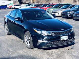 2019 Kia Optima 5XXGT4L3XKG368349 2019 Kia Optima
