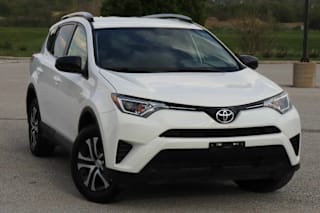 2016 Toyota RAV4 LE JTMBFREV2GJ074721 2016 Toyota RAV4 LE