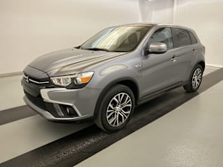 2018 Mitsubishi Outlander Sport 2.4 SE JA4AR3AW8JU006387 2018 Mitsubishi Outlander Sport 2.4 SE