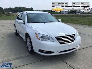 2013 Chrysler 200 Touring 1C3CCBBB0DN601632 2013 Chrysler 200 Touring