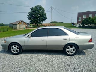 1998 Lexus ES 300 Base JT8BF28G1W5047259 1998 Lexus ES 300 Base