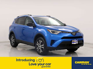 2017 Toyota RAV4 LE 2T3BFREV3HW667829 2017 Toyota RAV4 LE