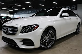 2018 Mercedes-Benz E-Class E 300 WDDZF4JB2JA479407 2018 Mercedes-Benz E-Class E 300