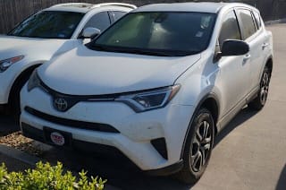 2018 Toyota RAV4 JTMZFREV7JJ173170 2018 Toyota RAV4