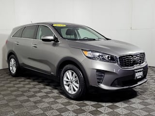 2019 Kia Sorento LX 5XYPGDA39KG546030 2019 Kia Sorento LX
