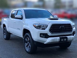 2018 Toyota Tacoma 3TMCZ5AN5JM149755 2018 Toyota Tacoma