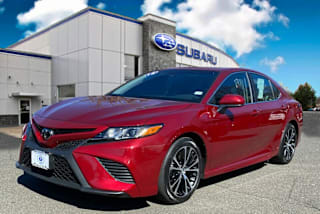 2018 Toyota Camry SE 4T1B11HK5JU652409 2018 Toyota Camry SE