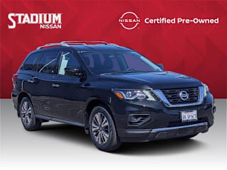 2019 Nissan Pathfinder S 5N1DR2MN4KC585946 2019 Nissan Pathfinder S