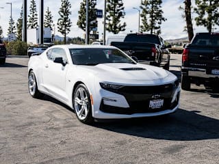 2019 Chevrolet Camaro SS 1G1FE1R72K0143335 2019 Chevrolet Camaro SS