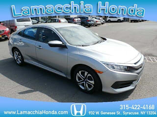 2017 Honda Civic LX 19XFC2F58HE002517 2017 Honda Civic LX