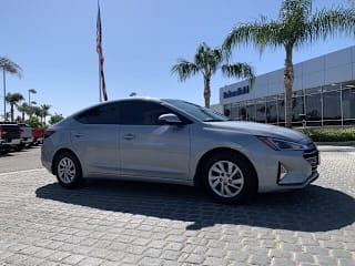 2020 Hyundai Elantra SE KMHD74LF3LU949538 2020 Hyundai Elantra SE