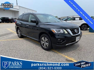 2019 Nissan Pathfinder S 5N1DR2MN0KC649576 2019 Nissan Pathfinder S