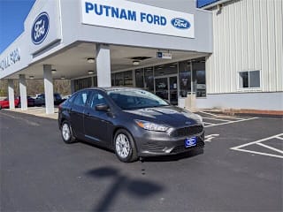 2018 Ford Focus SE 1FADP3F24JL283953 2018 Ford Focus SE