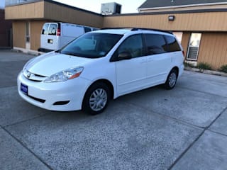 2010 Toyota Sienna 5TDKK4CC4AS321036 2010 Toyota Sienna