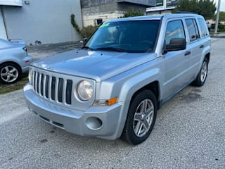 2008 Jeep Patriot 1J8FF28W98D613275 2008 Jeep Patriot