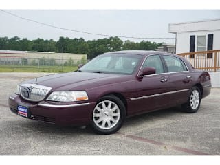 2007 Lincoln Town Car Signature Limited 1LNHM82W47Y606528 2007 Lincoln Town Car Signature Limited