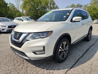 2017 Nissan Rogue 5N1AT2MV6HC788642 2017 Nissan Rogue