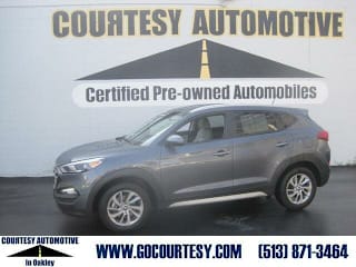 2017 Hyundai Tucson SE KM8J3CA43HU480131 2017 Hyundai Tucson SE